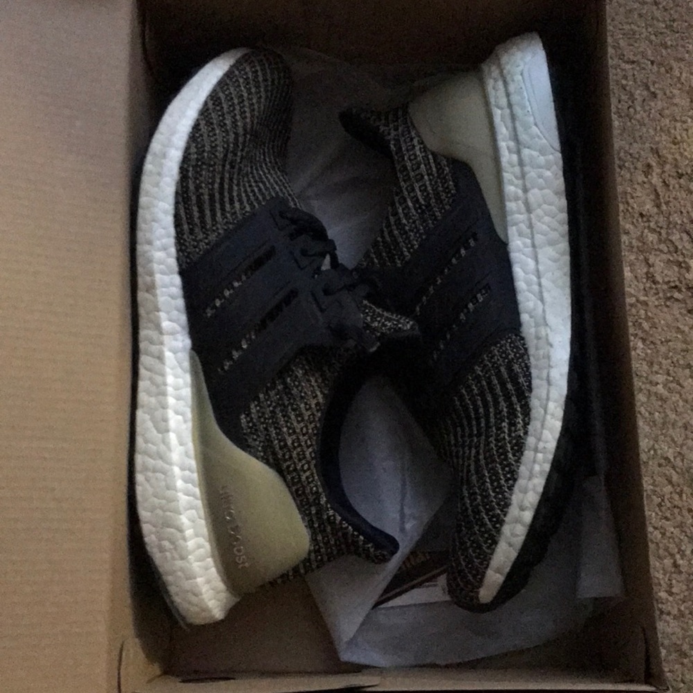 Adidas Ultra Boost Size 8.5